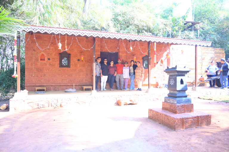 One day family picnic place near pune